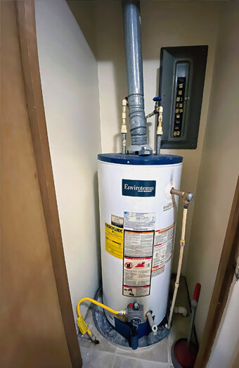 https://koondoolahotwater.com.au/uploads/2025/06/gas-hot-water-system-40702.jpg