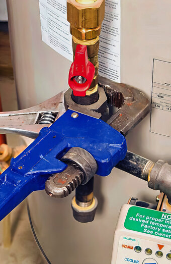 https://koondoolahotwater.com.au/uploads/2025/06/hot-water-servicing-15633.jpg